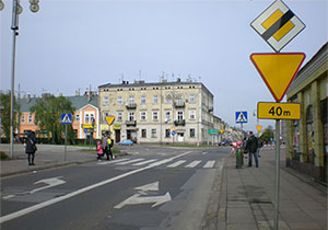 za 40 metr�w musisz ust�pi� pierwsze�stwa