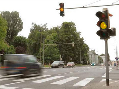 ��te �wiat�o na sygnalizatorze