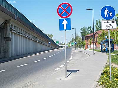 dopuszczony ruch rower�w na �cie�ce dla pieszych