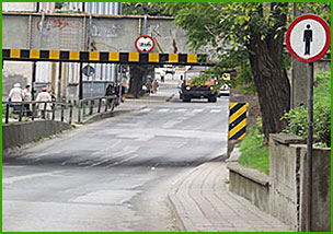 zakaz ruchu pieszych