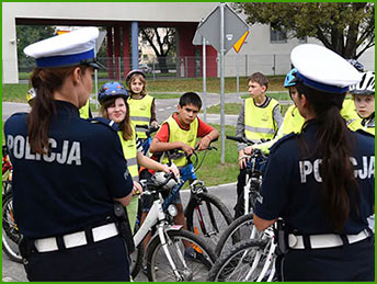 policja na egzaminie na kartę
